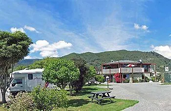 **** Holiday park Picton Campervan Park New Zealand